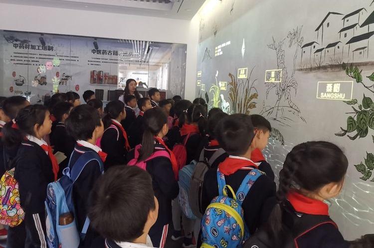 微信图片_20191030154944.jpg 微信图片_20191030154944.jpg